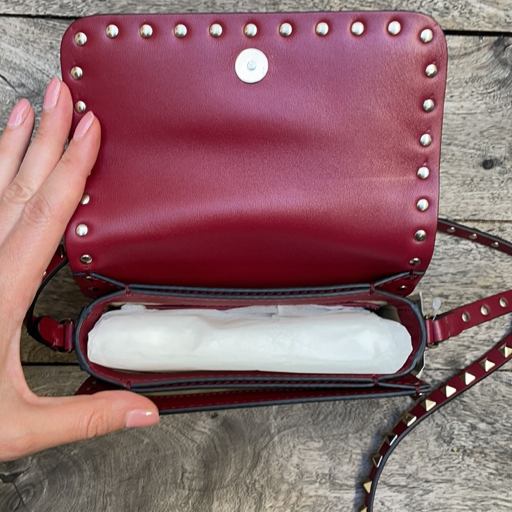 NEW Valentino Rockstud Crossbody Calfskin Bag - Picture 9 of 11